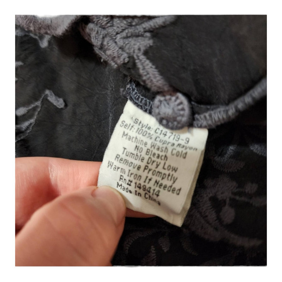 Johnny Was Long Sleeve Black Floral Embroidered Cupra Rayon Blouse m - Picture 7 of 9